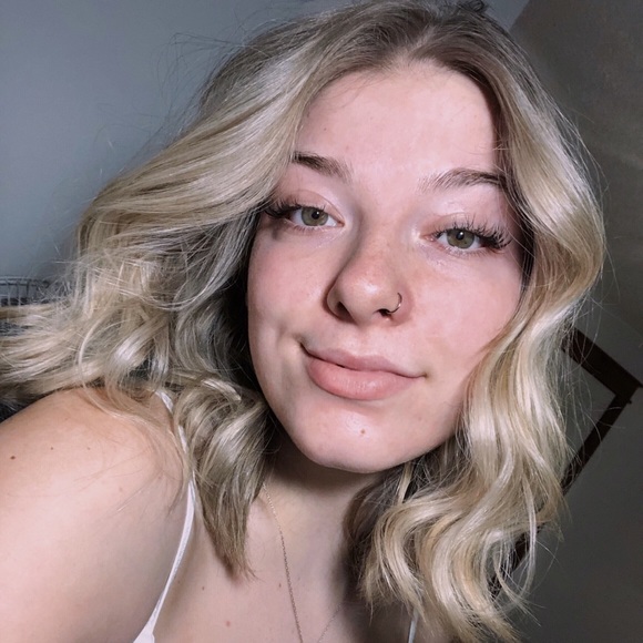 Meet your Posher, Grace - Picture 1 of 1